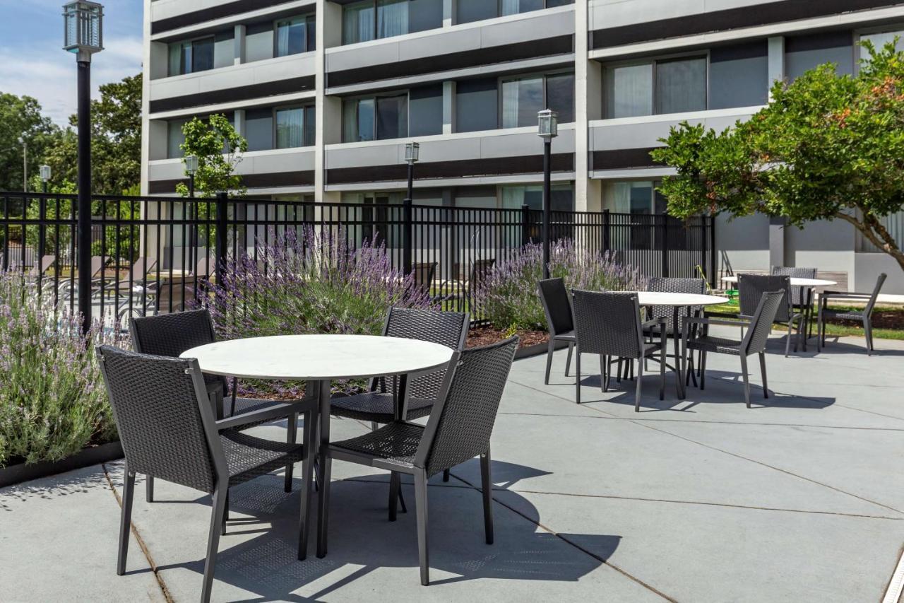 Best Western Plus University Inn Winston-Salem Exterior foto