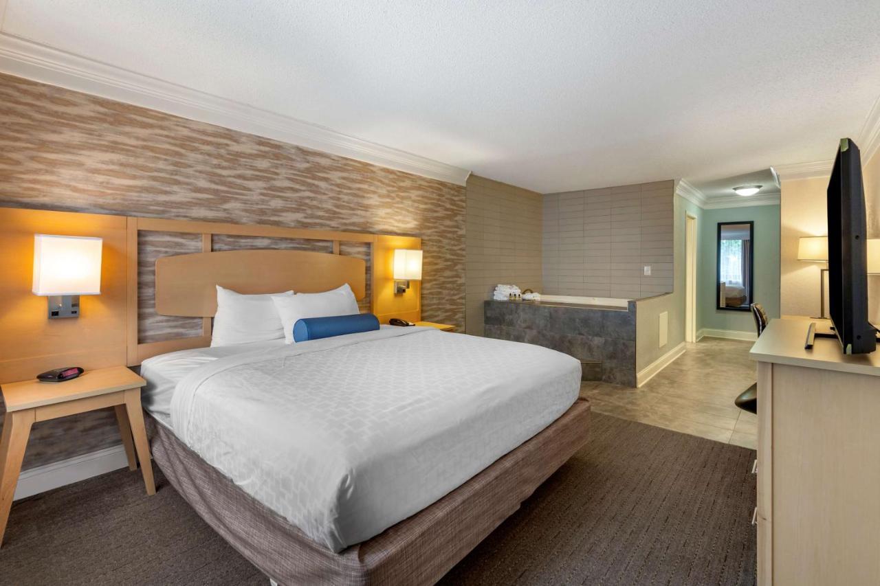 Best Western Plus University Inn Winston-Salem Exterior foto